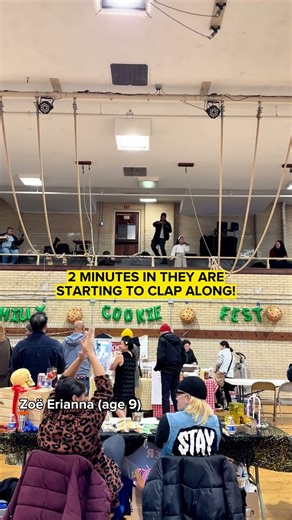 She Tested Her NEW Christmas Song on a Crowd… Their Reaction Says Everything 🎄🥹✨