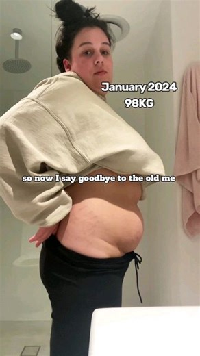 Weightloss & Transformations on Instagram: "She was worth all the hard work, all the tears, and all the days of trying and giving up to finally reach this point 🥹🫶🏼 If you want to follow the plan we used to do it - it’s a LOT of fun! Just click the link in my bio @togethertransform 💌 If you want to lose weight, please leave a message “I need help”"