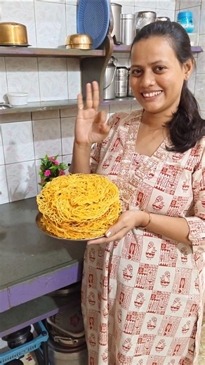 Sneha Virani on Instagram: "Electric string hopper machine from @summer_snooow . . . #KitchenEssentials #kitchenfinds #newmomguide #newmoms #newmomsupport #newmomlife #parentlife #parenthood #gujarati #mummy_ni_diary #recipes #gujaratirecipes #gathiya"