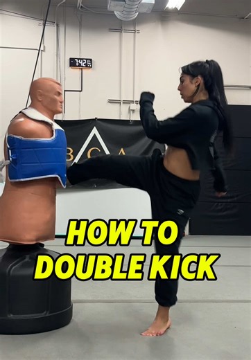 Learn one of Taekwondo’s signature kicks, the double kick! 1. Don’t jump! Stay on the ground. This will help you eventually get into the triple kick. 2. Pivot your hips and feet. Don’t kick straight up ⬆️ 3. Once you throw your first roundhouse kick, the second is with a quick switch in the hips. 4. Don’t lean your weight back. 5. Don’t overly bend your knees when landing. Comment below with more questions for the kicking queen 👸🥋 #tkd #taekwondo #mma #martialarts #martialartist #taekwondogirl