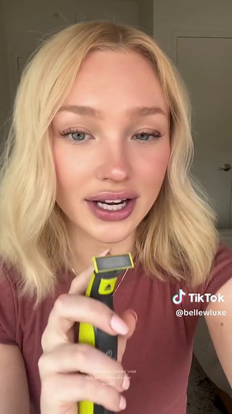 she may be shrek green but she works 🤭 #razorbumps #razorburn #razorbumpsolutions #philipsoneblade #shaving #shavingtips #shavingroutine #underarmhairremoval #hairremoval #nomorerazorbumps #beautyhacks @Philips Norelco