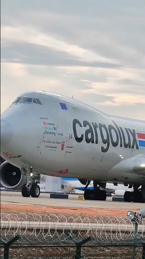 Luxair Cargo Boeing 747 "Queen of the Skies" Flying Across the Sky ✈️👑