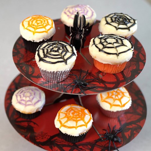 107K views · 150 reactions | WATCH: Top creepy cupcakes with colorful spider webs for a sweet and spooky Halloween party dessert. Get the recipe: https://on.today.com/2PfIF4L | Today Show | Facebook