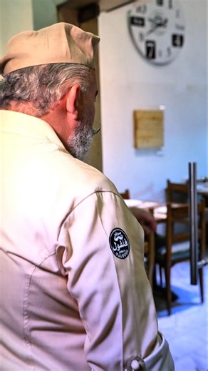 ‎Sawani Falfoul صواني فلفول‎ | ‎⁨ � ما عد في وقت للجوع ⏰ الساعة صارت أي وقت؟ نحنا فاتحين 🌙 فجر؟ ☀️ صبح؟ 🌃 نص الليل؟ صواني فلفول رجع 24/7 🔥 فلافل سخنة فول على الأصول...‎ | Instagram