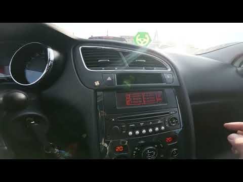 Comment afficher la liste des présélections auto (FM AST) sur Peugeot 5008 I (2009-2016)