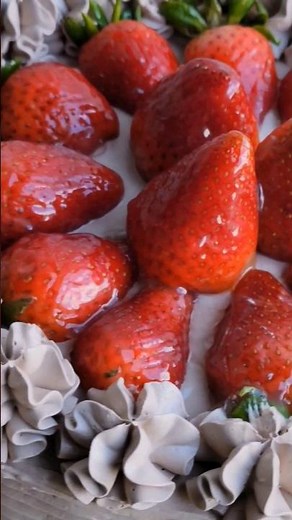 Super easy and quick fruit glaze. Only 4 ingredients.