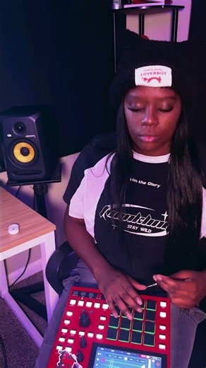 Make beats on the MPC One