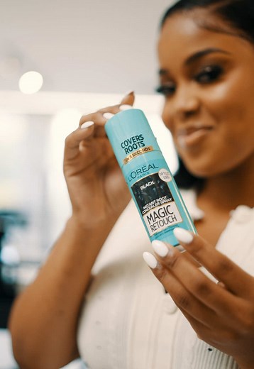 Here is my little secret to achieving flawless definition and coverage on your overbleached frontals using the L’Orèal Paris Magic Retouch.🤭🌸 @lorealparissouthafrica #MagicRetouch #RootConcealer #LOrealParisZA #WorthIt #NewYearGoals #AD