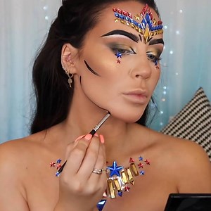 Wonder Woman makeup tutorial! So easy and on point!💙💥 By CC Clarke IG: https://bit.ly/2iMCCWO | Outfit Anatomy