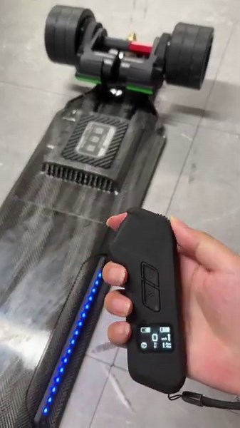 🛹 Maxfind CYBER MAX X Fastest Electric Skateboard! 4 Speed Modes & Up to 59 Kph (37 Mph)! ⚡