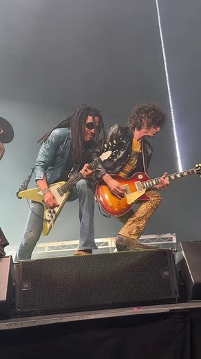 Lenny Kravitz and his guitarist setting the stage on fire! Pure rock energy, insane riffs, and a night to remember. 🔥🎸✨ #LennyKravitz #RockLegends #LiveConcertVibes | Justin Kravitz