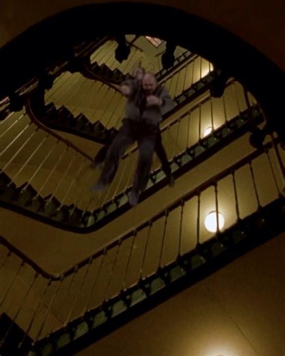 He Forgot Who He Was… But Became the Most Dangerous Man Alive | The Bourne Identity