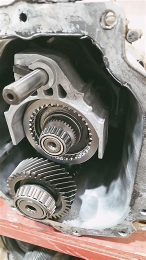 Checking over our mystery T56, if yours any good? #t56 #lt1 #transmission #build #lsswap