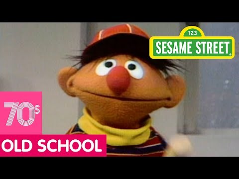Sesame Street: Ernie Plays Baseball