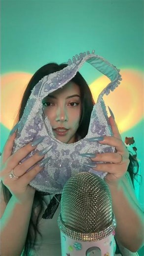 Bought this last year but forgot to post this to YouTube!!! New bag except it’s too TINGLY to wear