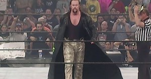 The Undertaker Says Wearing Snakeskin Pants Was ‘Not My Best Idea’