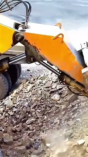 ⚡🚛 Demag H185S x CAT 777D | Pure Mining Power ⛏️🔥