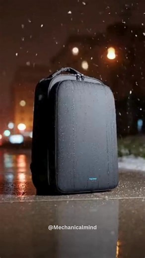 A GERMAN STARTUP HAS CREATED A BACKPACK THAT UNFOLDS INTO A SOLAR-POWERED SHELTER FOR THE HOMELESS A groundbreaking German innovation is transforming the way homeless individuals can stay safe, warm, and connected. Engineers have developed a backpack that unfolds into a fully functional, weatherproof micro-shelter—complete with solar panels, LED lighting, thermal insulation, and charging ports. This portable design aims to give vulnerable people a secure place to sleep while restoring dignity an