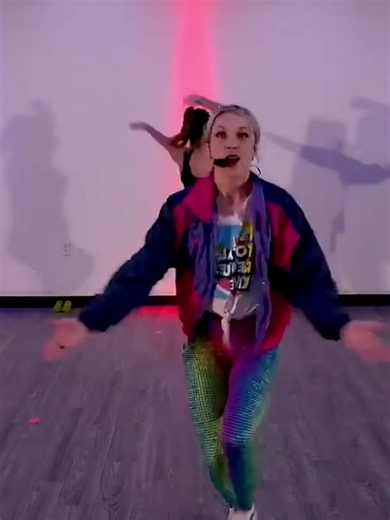 20-Minute 90s Workout | The Studio by Jamie Kinkeade