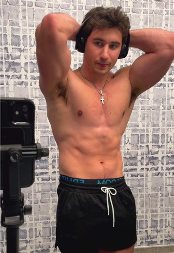 troy (@troycfit)’s videos with Virus (sped up) - Rogue VHS & Kareful & pale fortress