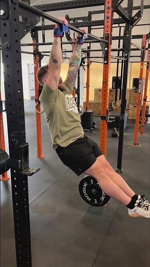 Toes-to-Bar Progression 1: Hollow Hold & Arch Hold (CrossFit for Beginners)