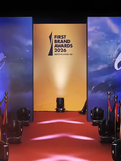 Congratulations vvup, Rising Star Female Idol (Indonesia)' category at the 2026 Korea First Brand Awards ib: fral.sovely #vvup #비비업 #kpop #fyp #firstbrandawards2026