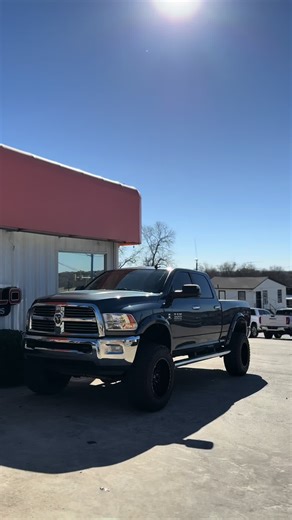 2017 RAM 2500 Truck Overview and Features