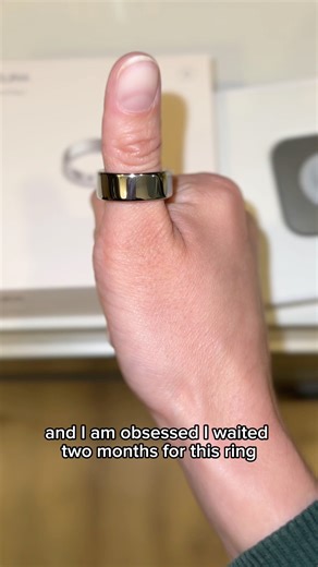 💆‍♀️One of my health goals is to feel more rested+calm. This is helping! Have you tried? #ouraring