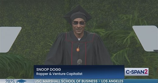 Snoop Dogg Delivers Commencement Address at USC