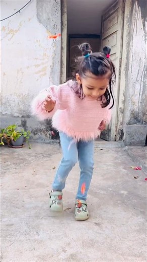 Tooktook aur mummy ka balloon fodna kitna different h?