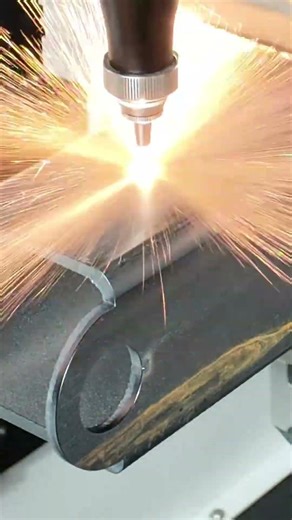 How Fast Can a Heavy Duty Tube Laser Cutting Machine Cut Metal Pipes? #laser #machine