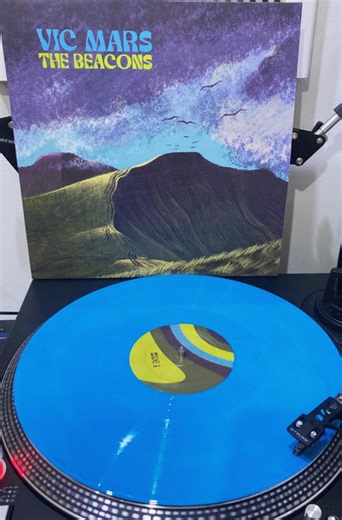 Vic Mars - The Beacons