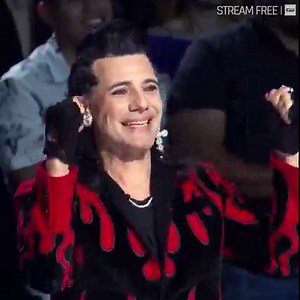 Defying the laws of gravity! Stream the series premiere of Criss Angel's #MagicWithTheStars free only on The CW: go.cwtv.com/StreamMWSfb | The CW