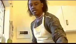 FRANCO AND AFRO MUSICA TALENTE EE MAKATSANG. RRE YO O NETEFATSA GORE MMINO WA KWASAKWASA GAO NYELELE.. KE LELA LE LONA BANTATOLA O NYALA LENG MMAMANE ROBALA KHUTSANYANA SPIKIRI... LE TSE DINGWE? O RATA EFE ALEBAMO YA RRE YO? | Setswana Sa Goo-Lowe