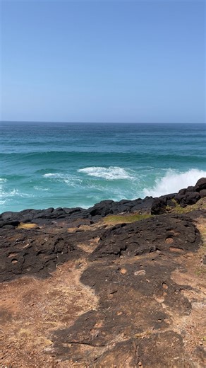 3.8K views | Walking in the beach #australia #travelvlog | Travelvlog | Facebook