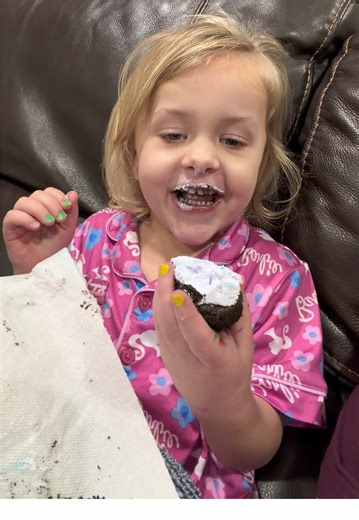 There’s enough room and growth on this app for all of us sis. And the best way to get to the top is helping each other out. #momssupportingmoms #momsoftiktokclub #momswhotiktok #momsbelike #momsover30