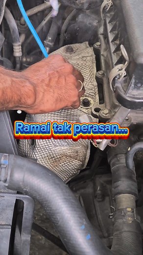Alza ni naik check engine, lepas scan jumpa exhaust sensor dah lemah. Benda kecil je, tapi boleh buat minyak kuat dan lampu warning asyik menyala. Tukar sensor → reset → kereta jalan smooth balik. Pernah kena macam ni? Tinggal komen, kita sembang.” #Alza #CheckEngine #ExhaustSensor #Free25Check #YWSSquad #JagaKeretaJagaSelamat #oxgensensor | YWS Automotive