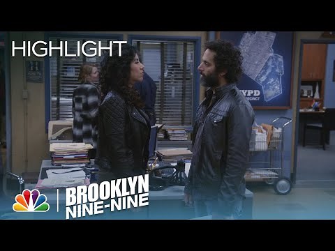 Brooklyn Nine-Nine - Summer Love (Episode Highlight)