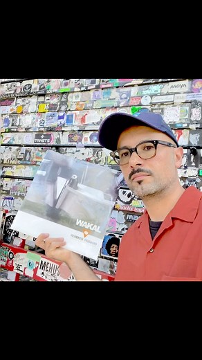 60 reactions · 10 comments | Para los que me pidieron vinilos REMIXES PAISANO ya están disponibles algunas copias en @laromarecords , que no se los ganen! Algunos me pidieron POP STREET SOUND en vinil igual edito algunos, quien más se anima ? #yosiempreandoporaquiyosiempreandoporalla #wakalmusic | Wakal | Facebook