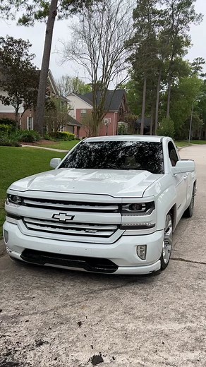 Customized Single Cab Trucks - Dropped and Slammed Modifications