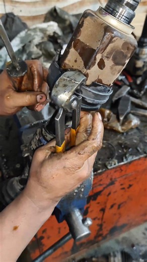 125K views · 755 reactions | How to replace CV axle rubber boot #auto #mechanic #shorts #ideas | Mechanical Alpha | Facebook