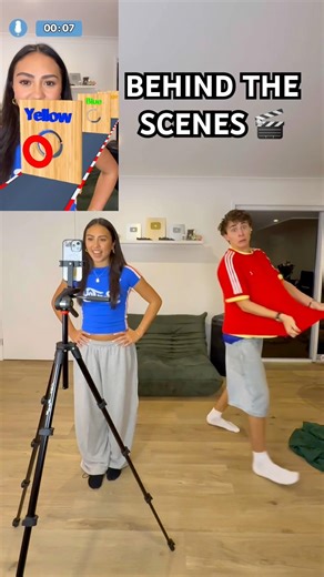 WHAT’S YOUR FAVOURITE COLOUR?! 🤔🤭 COMMENT FOR 7 YEARS OF GOOD LUCK! 🍀😅 | Cadel and Mia #funny