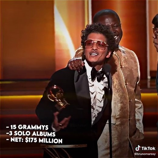 Bruno Mars is one of the best selling artists of all time. He has sold over 130 million records worldwide. ( net worth isn’t accurate ) ib:scrmj #brunomars #brunomarsmusic #brunomarsedit #foryoupage
