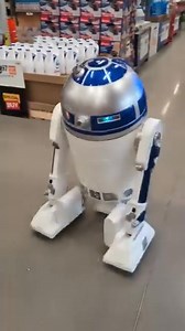 20 reactions · 5 comments | Star Wars fans, meet your Life Size...