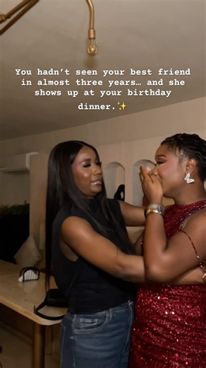 Best friend flies across the world | The biggest birthday surprise yet 🥹