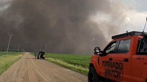 Massive and Terrifying EF4 Tornado hits Alberta, Canada