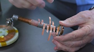 Ce gros clou crée le champ magnétique le plus puissant du monde