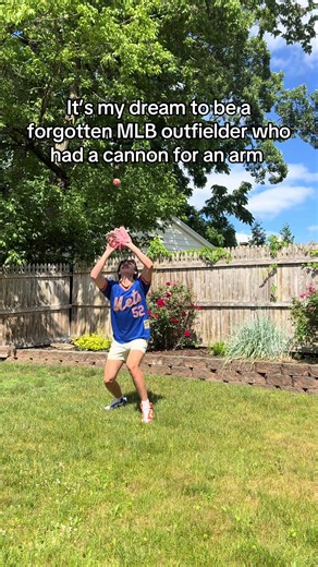 Forgotten MLB Outfielder with a Cannon for an Arm — Which Player Comes to Mind?