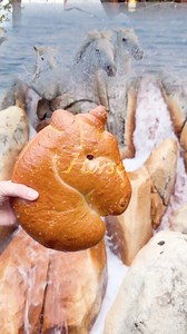 🐴 Year of the Horse Bread is galloping over to Disney California Adventure for Lunar New Year 🍞😋 | Disney Eats