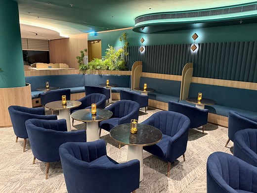 Chase Sapphire Reserve Authorized User Benefits & Cost: Worth It?